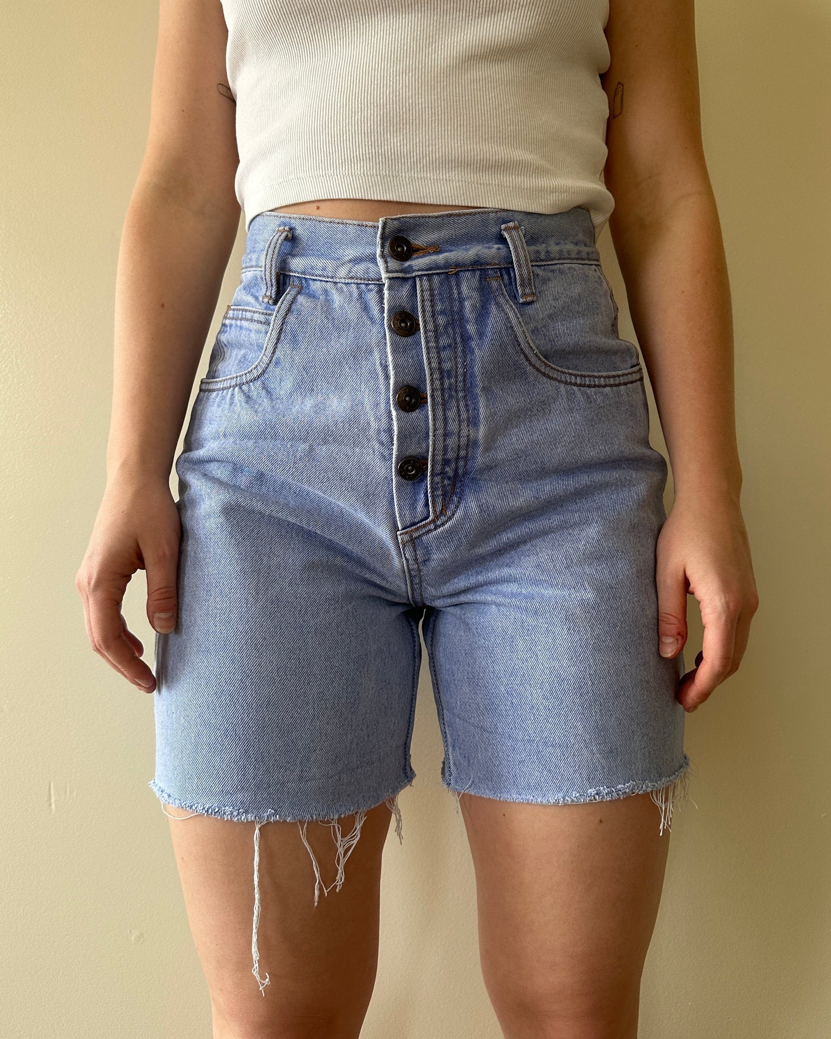 26" bill blass denim shorts